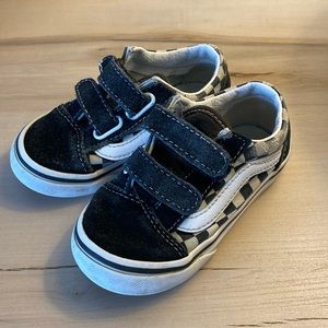 Toddler Velcro vans